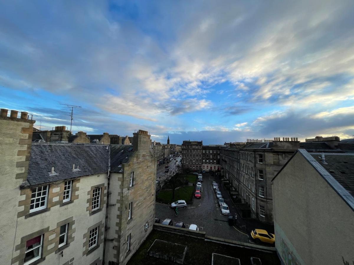 Lovely 1-Bed Apartment In Edimburgo Exterior foto